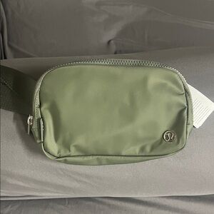 NWT Lululemon everywhere belt bag